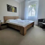 Ostry Szálloda 3*