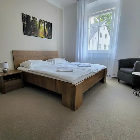 Ostry Hotell 3*