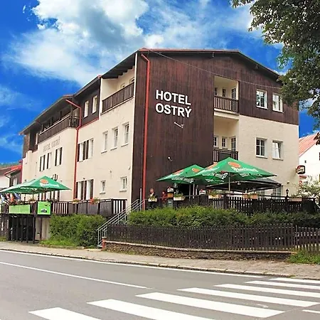 Ostry Szálloda