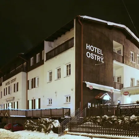 Ostry Hotell