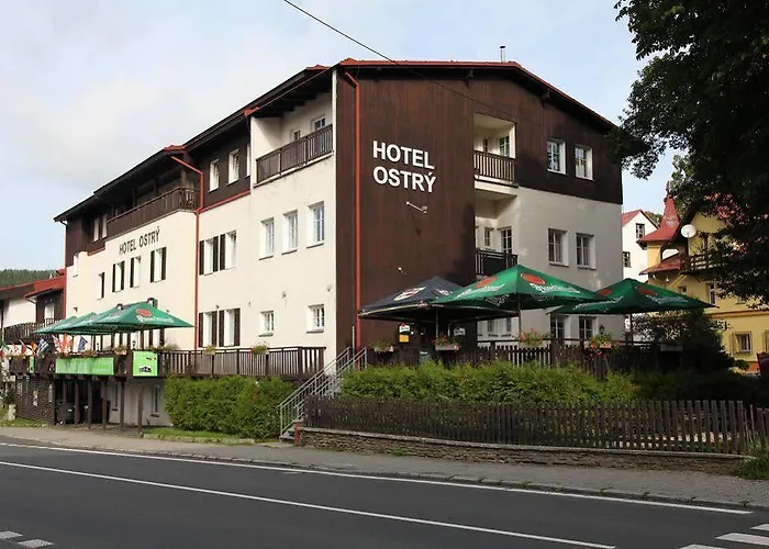Ostrý Hotel 3*